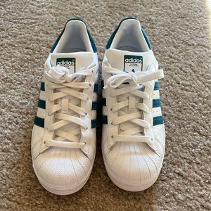 Adidas Superstar